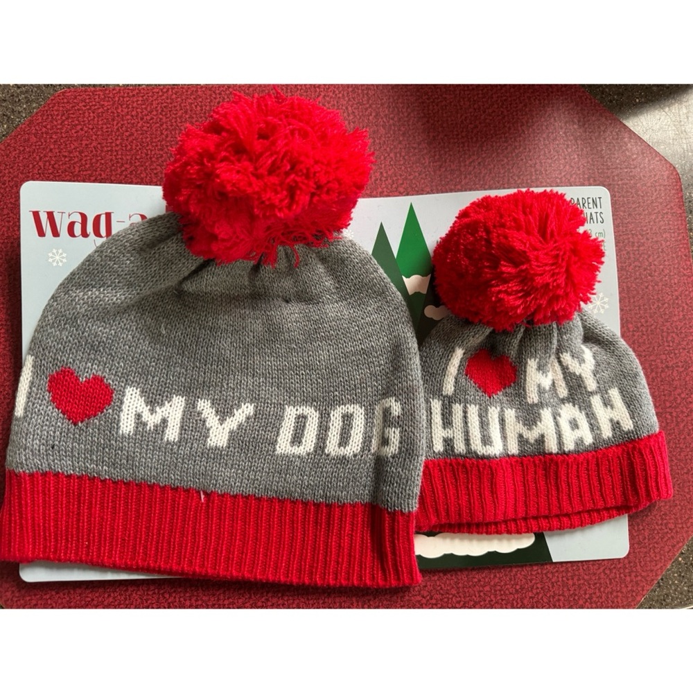 WAG-A-TUDE PET & PARENT MATCHING HATS SET
NEW IN PACKAGE